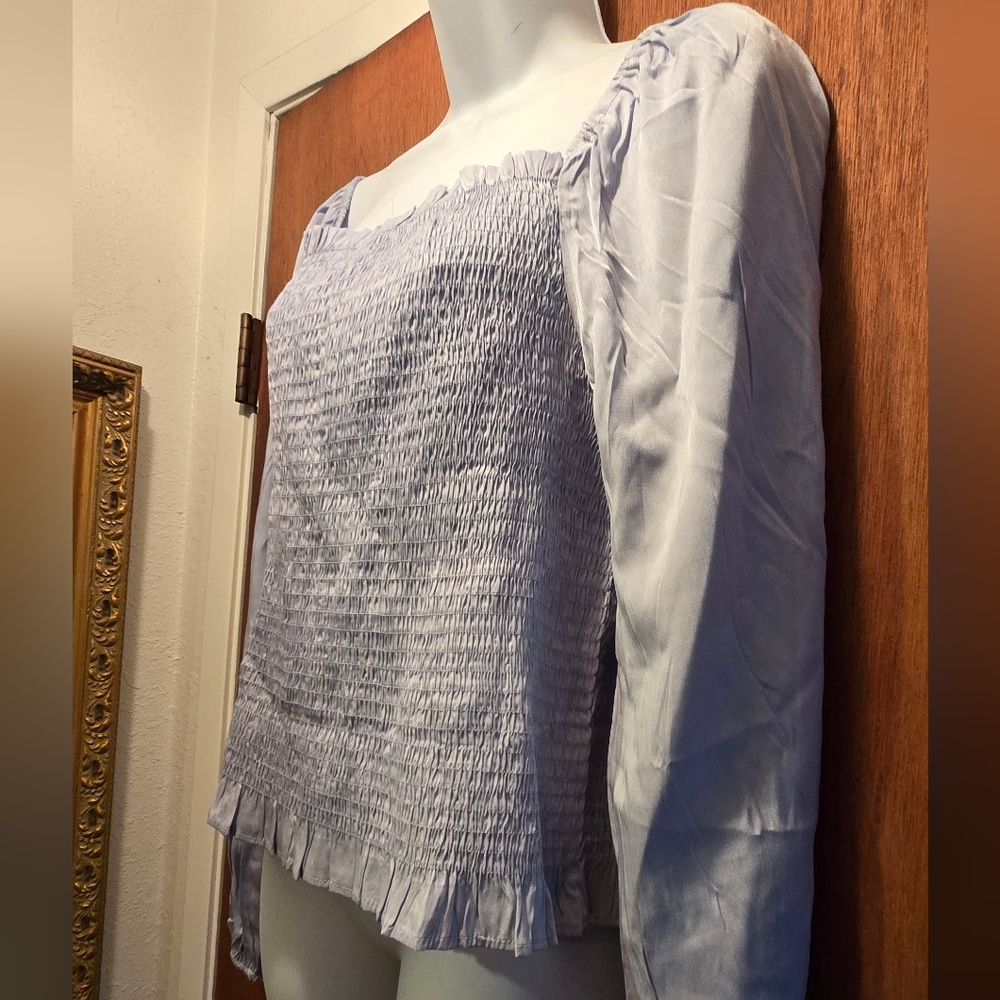 Uvog Chic Smocked Women's Blouse in Light Blue SzXL - Picture 5 of 7